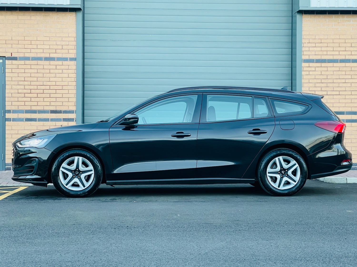 Used Ford Focus 2022 for sale - 77091941: Photo 9