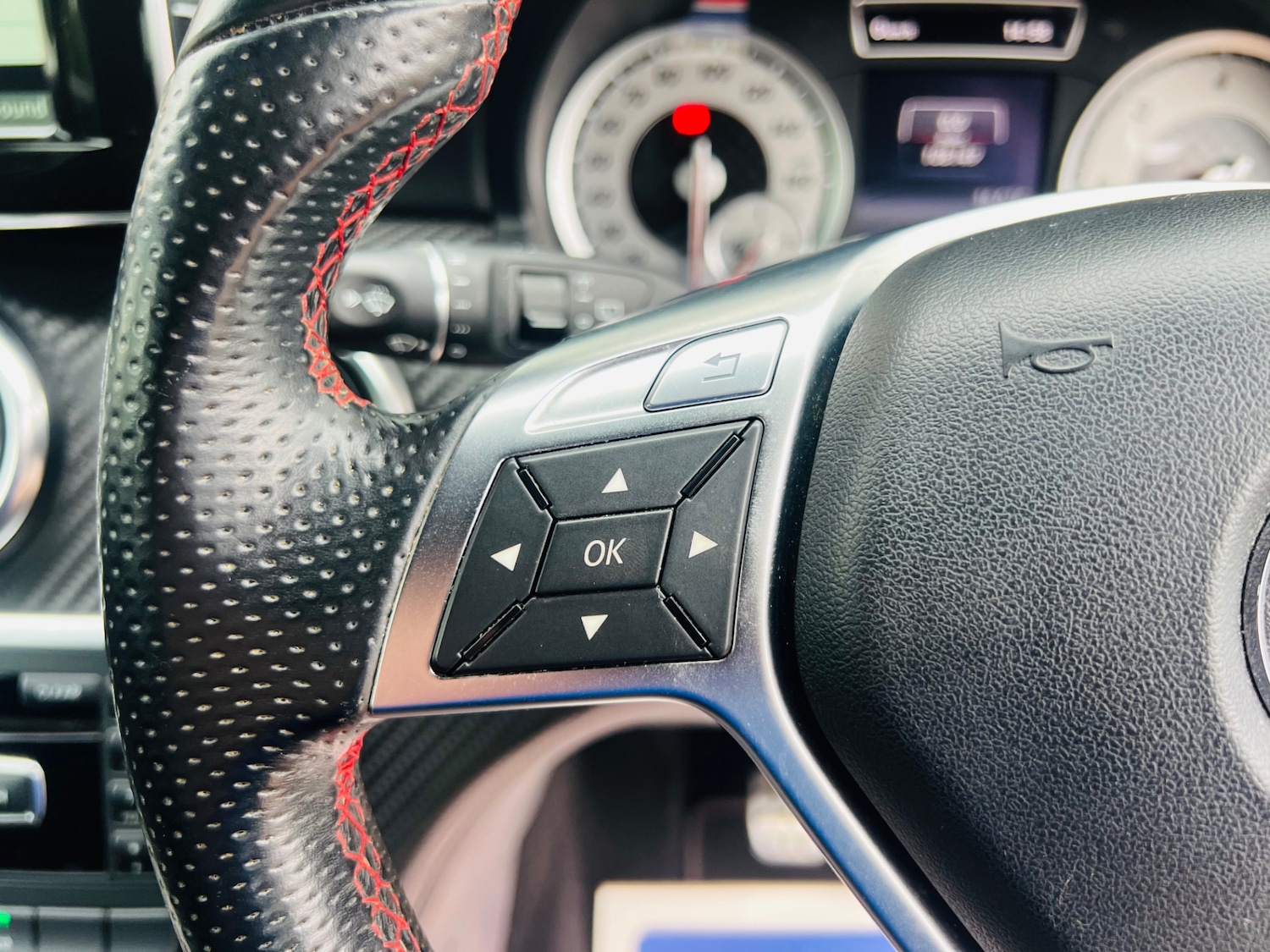 Used Mercedes-Benz A-Class 2014 for sale - 76258142: Photo 22