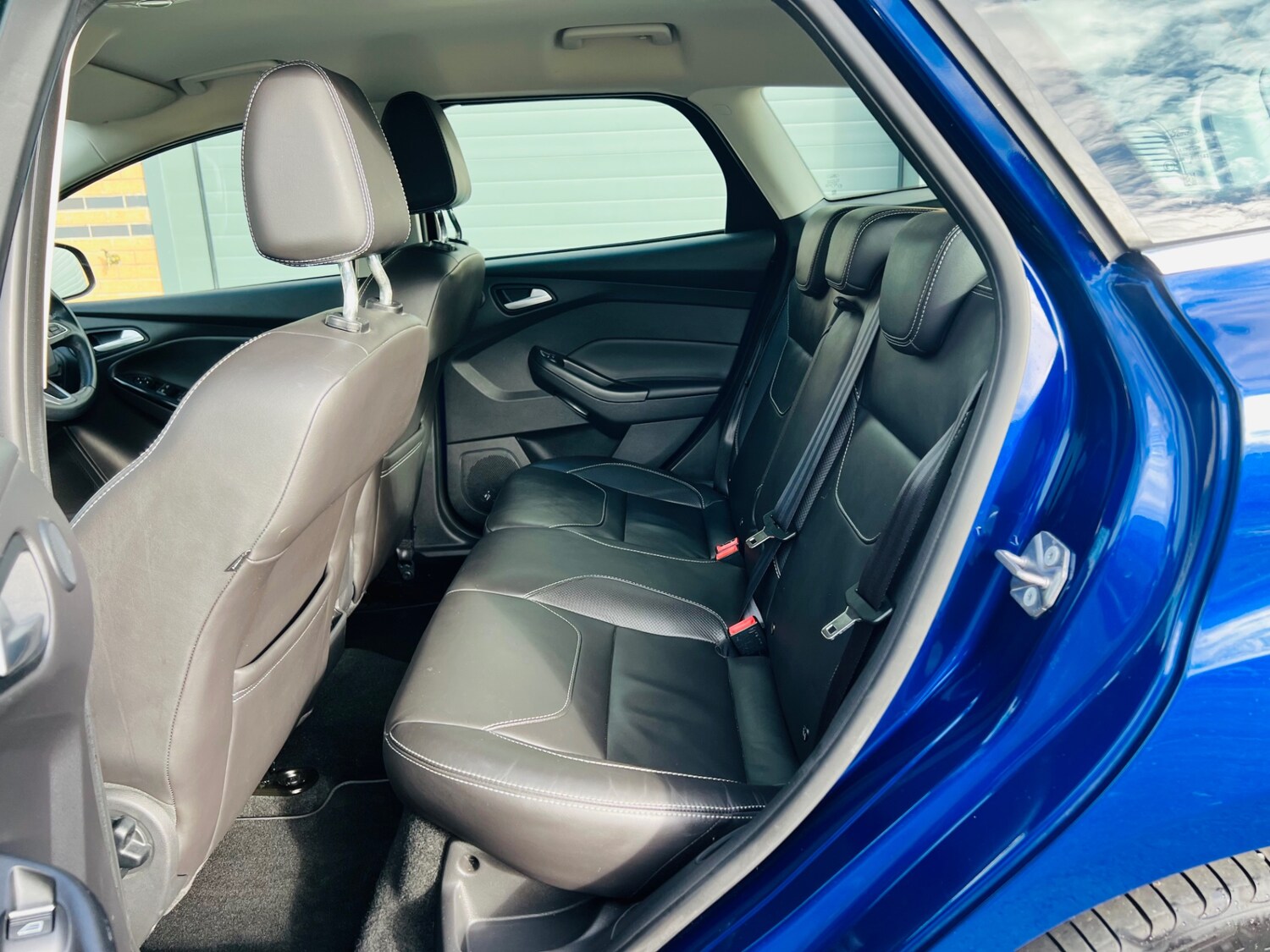 Used Ford Focus 2016 for sale - 76355355: Photo 11