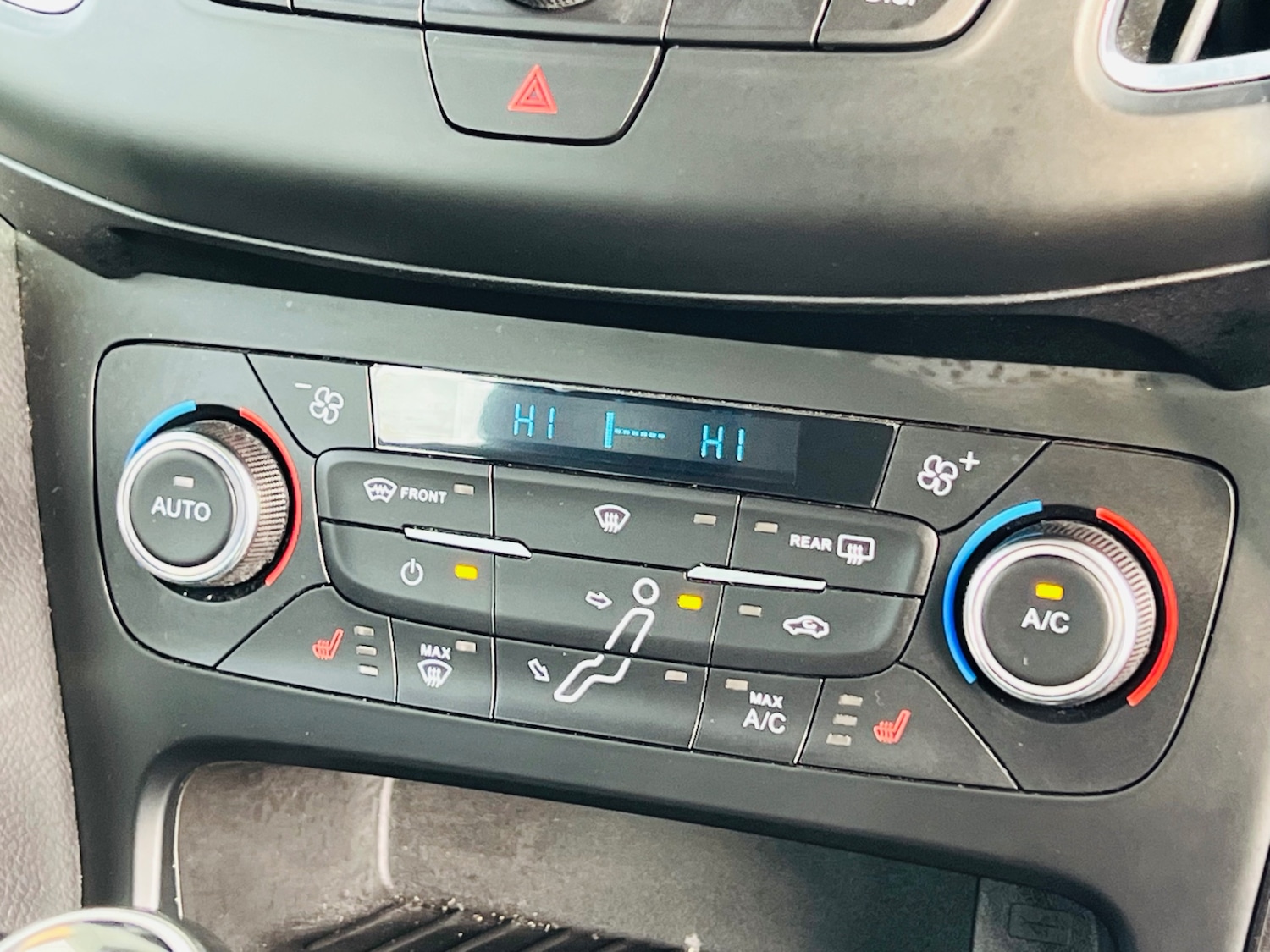 Used Ford Focus 2016 for sale - 76355355: Photo 21