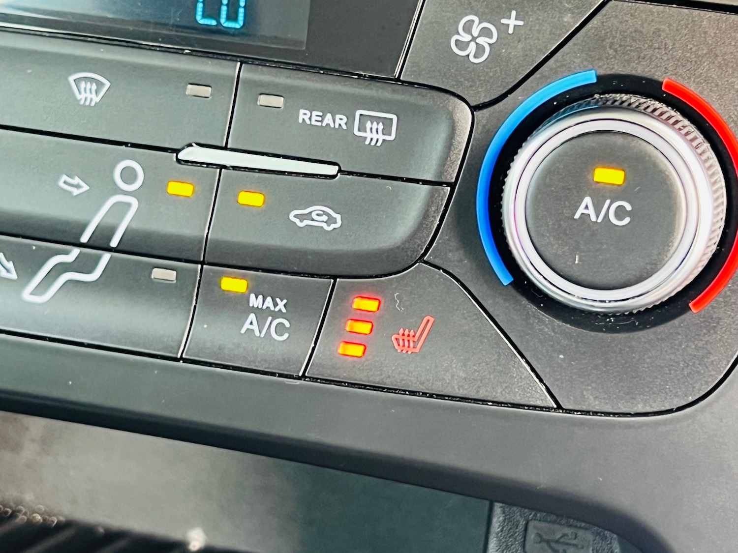 Used Ford Focus 2016 for sale - 76355355: Photo 22