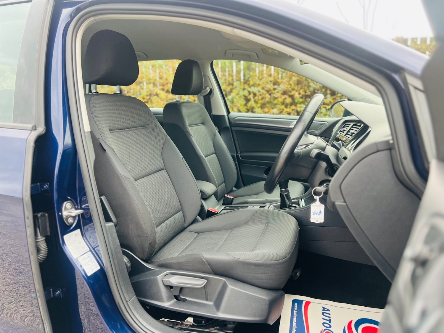 Used Volkswagen Golf 2017 for sale - 76884618: Photo 13