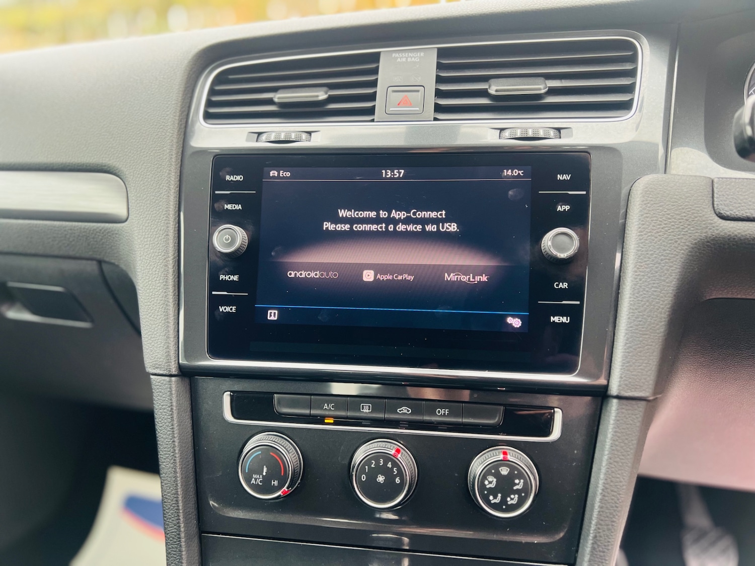 Used Volkswagen Golf 2017 for sale - 76884618: Photo 18