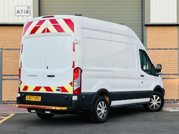 Used Ford Transit 2018 for sale - 76000535: Photo