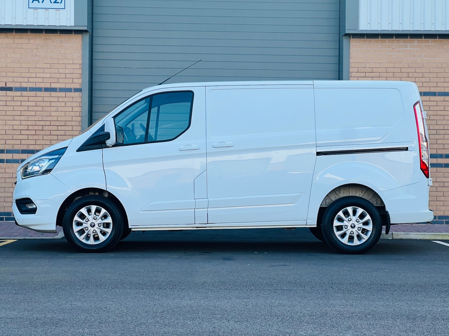 Used Ford Transit Custom 2022 for sale - 78169040: Photo 11