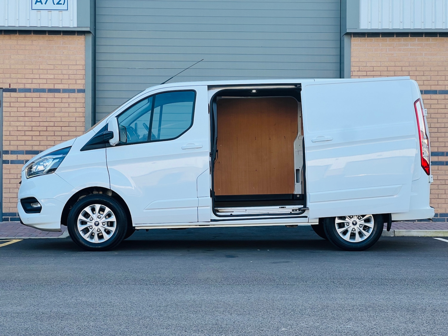 Used Ford Transit Custom 2022 for sale - 78169040: Photo 12