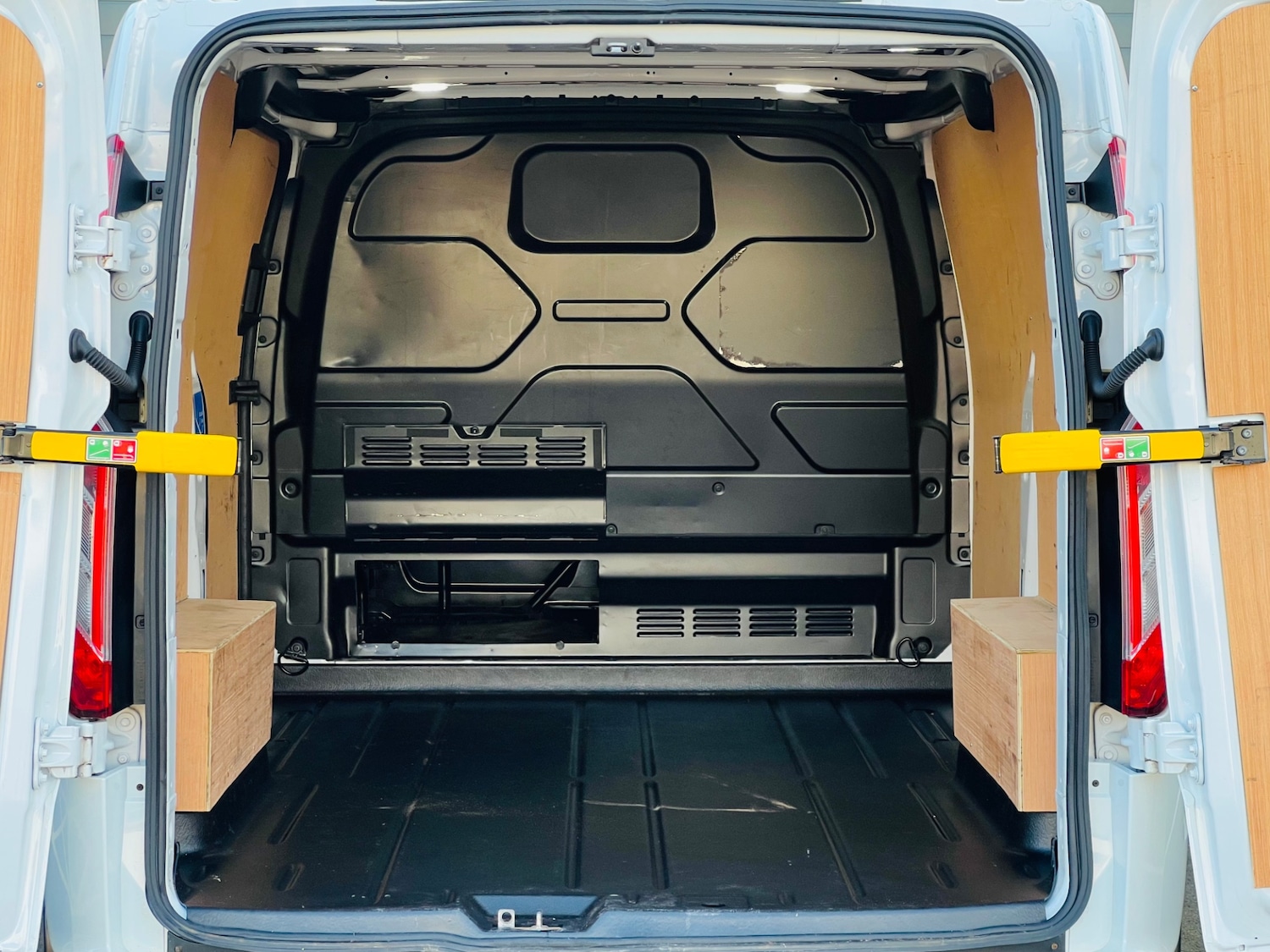 Used Ford Transit Custom 2022 for sale - 78169040: Photo 9