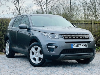Used Land Rover Discovery Sport 2017 for sale - 78437147: Photo