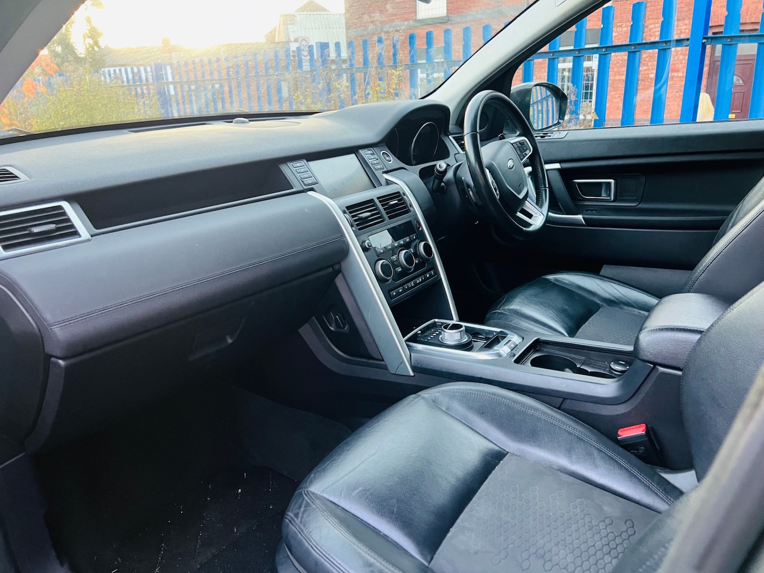 Used Land Rover Discovery Sport 2016 for sale - 76507746: Photo 8