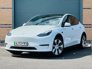 Used Tesla Model Y 2022 for sale - 79652285: Photo