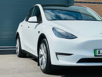 Used Tesla Model Y 2022 for sale - 79652285: Photo