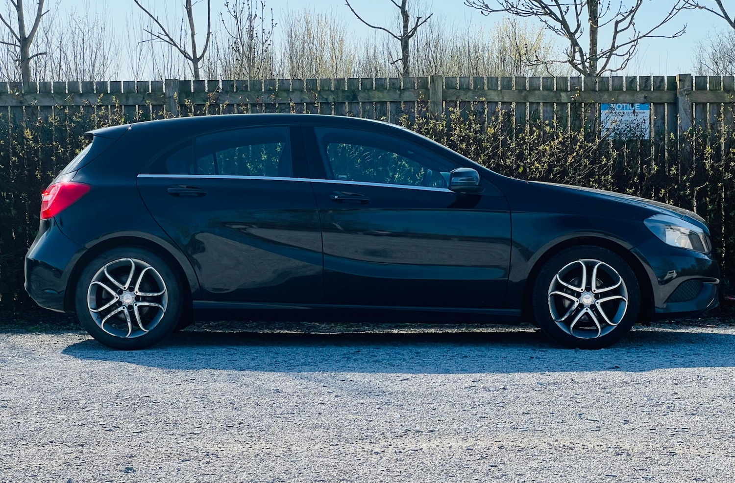 Used Mercedes-Benz A-Class 2015 for sale - 77938625: Photo 3