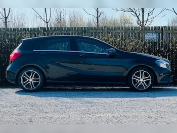 Used Mercedes-Benz A-Class 2015 for sale - 77938625: Photo