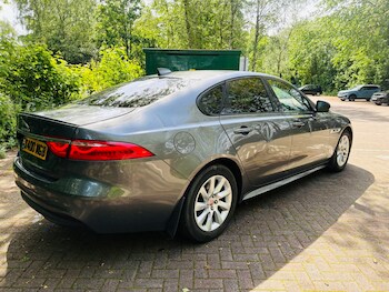 Used Jaguar XF 2016 for sale - 78772963: Photo