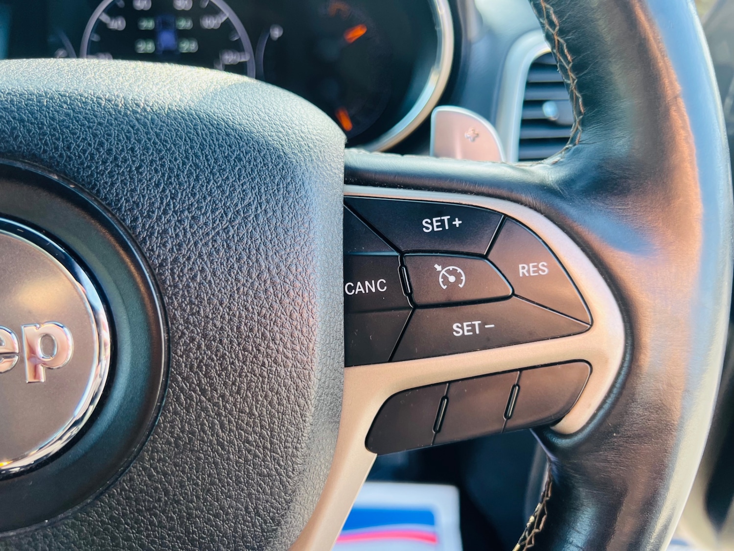 Used Jeep Grand Cherokee 2014 for sale - 77921786: Photo 25