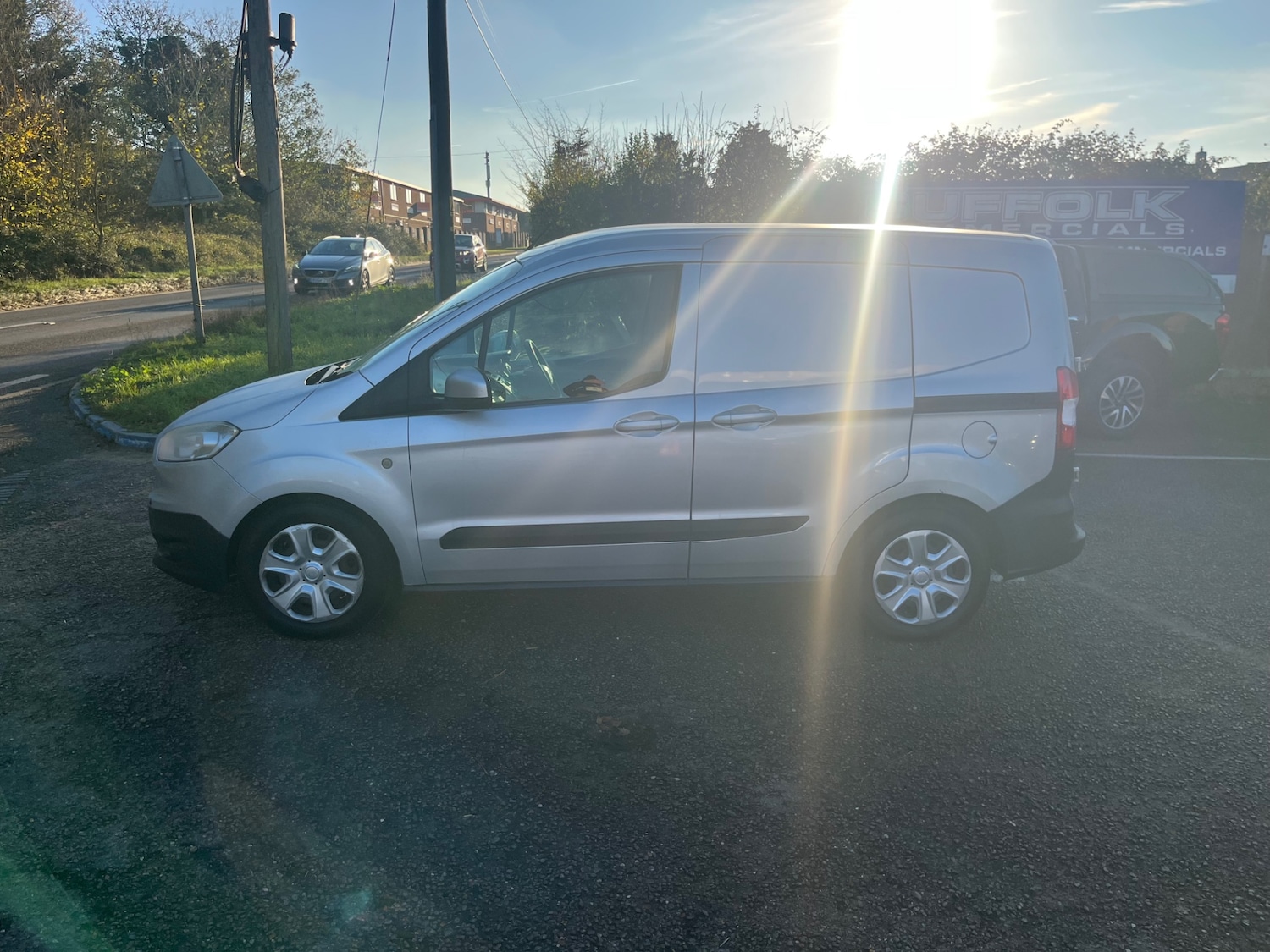 Used Ford Transit Courier 2015 for sale - 76663082: Photo 2