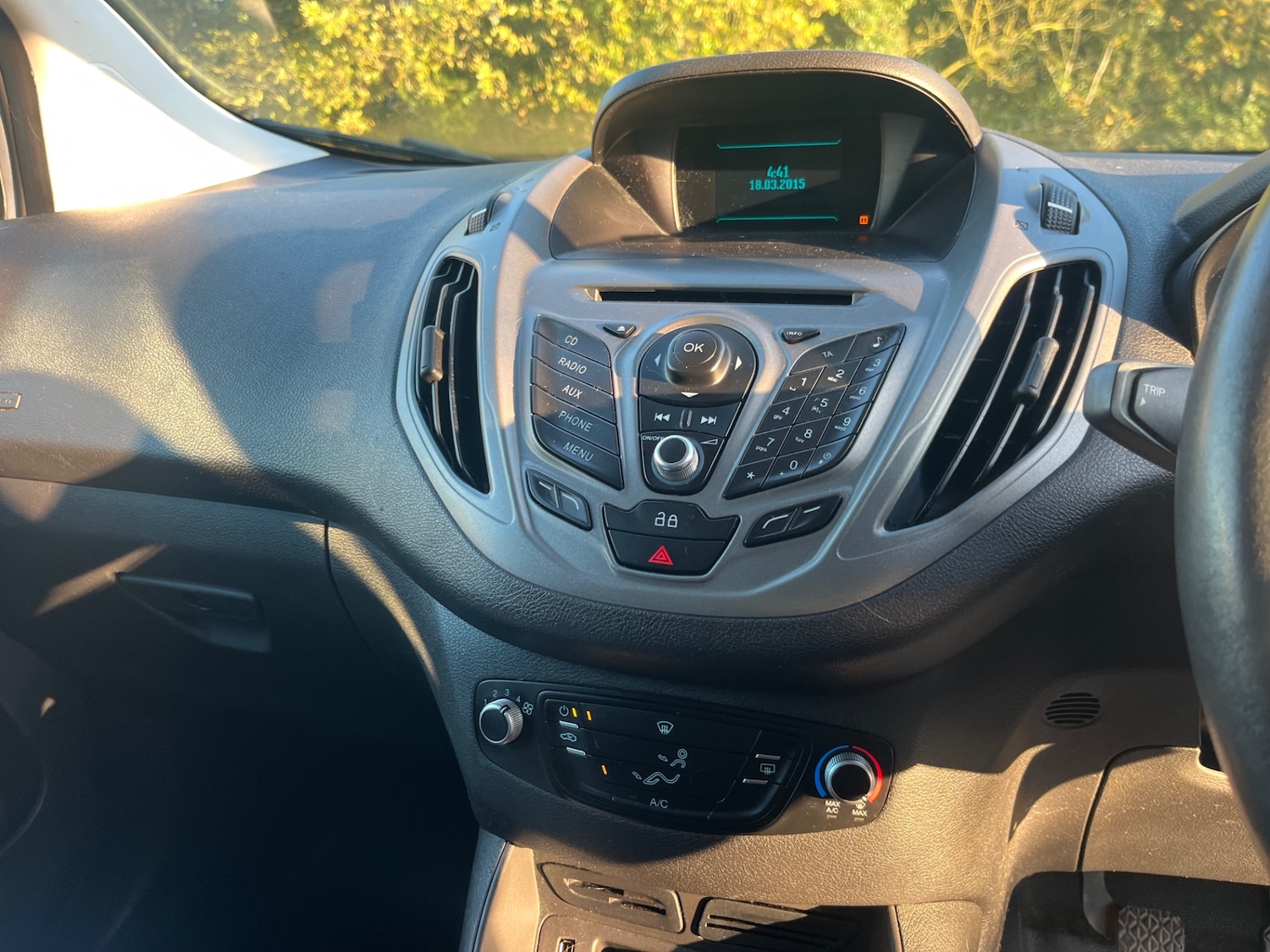 Used Ford Transit Courier 2015 for sale - 76663082: Photo 5