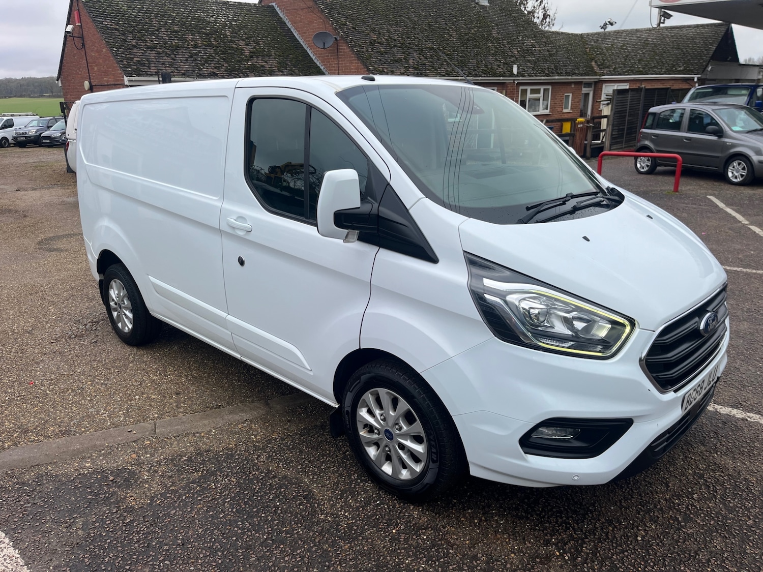 Used Ford Transit Custom 2018 for sale - 77432936: Photo 3