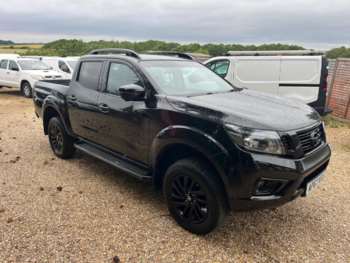 Used Nissan Navara 2017 for sale - 75043443: Photo