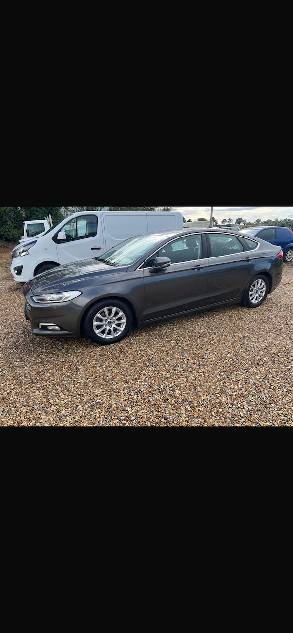 Used Ford Mondeo 2016 for sale - 76286865: Photo 2