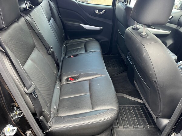 Used Nissan Navara 2018 for sale - 76330980: Photo 8