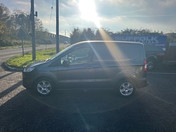 Used Ford Transit Courier 2020 for sale - 76650909: Photo