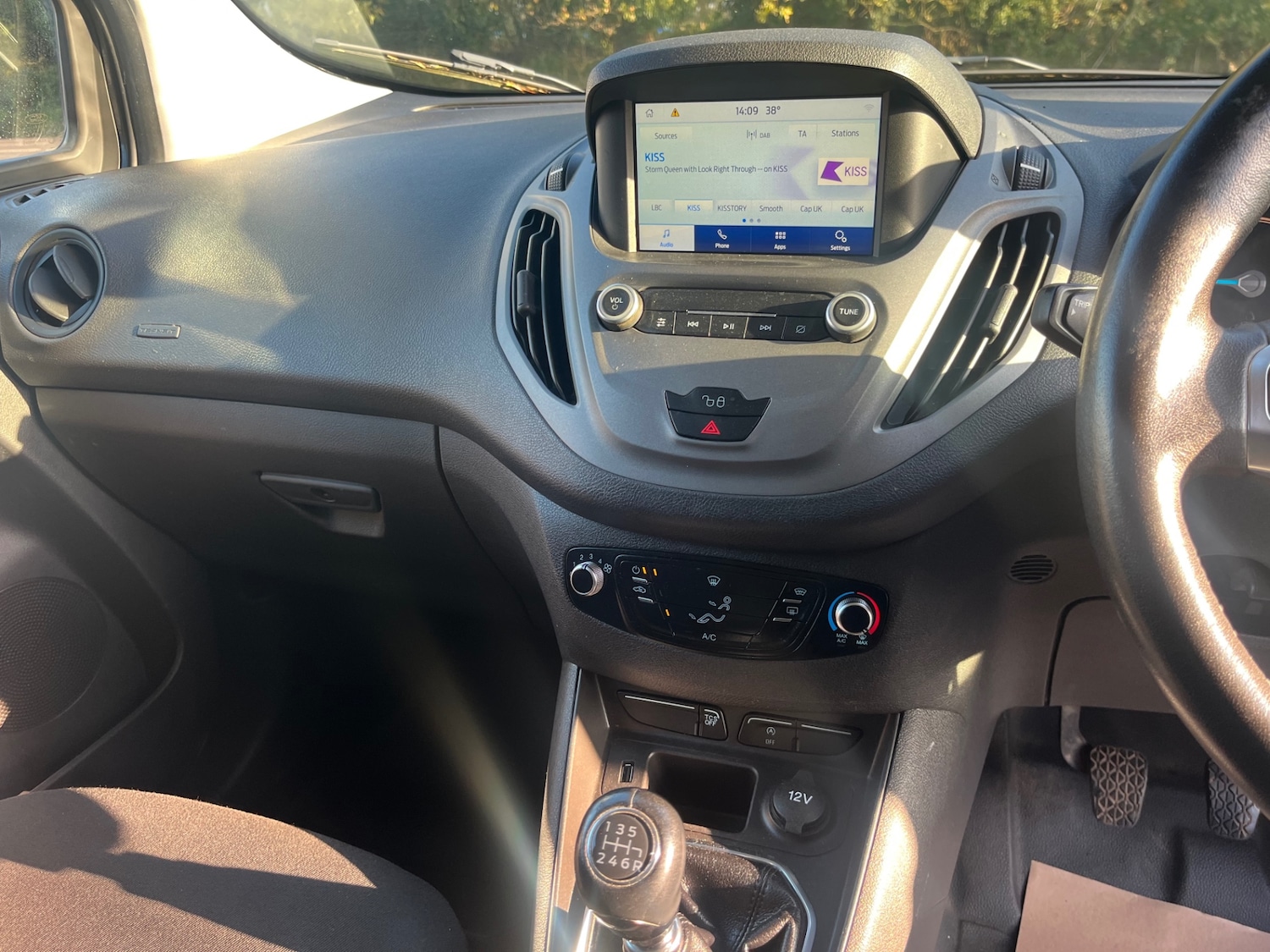 Used Ford Transit Courier 2020 for sale - 76650909: Photo 6