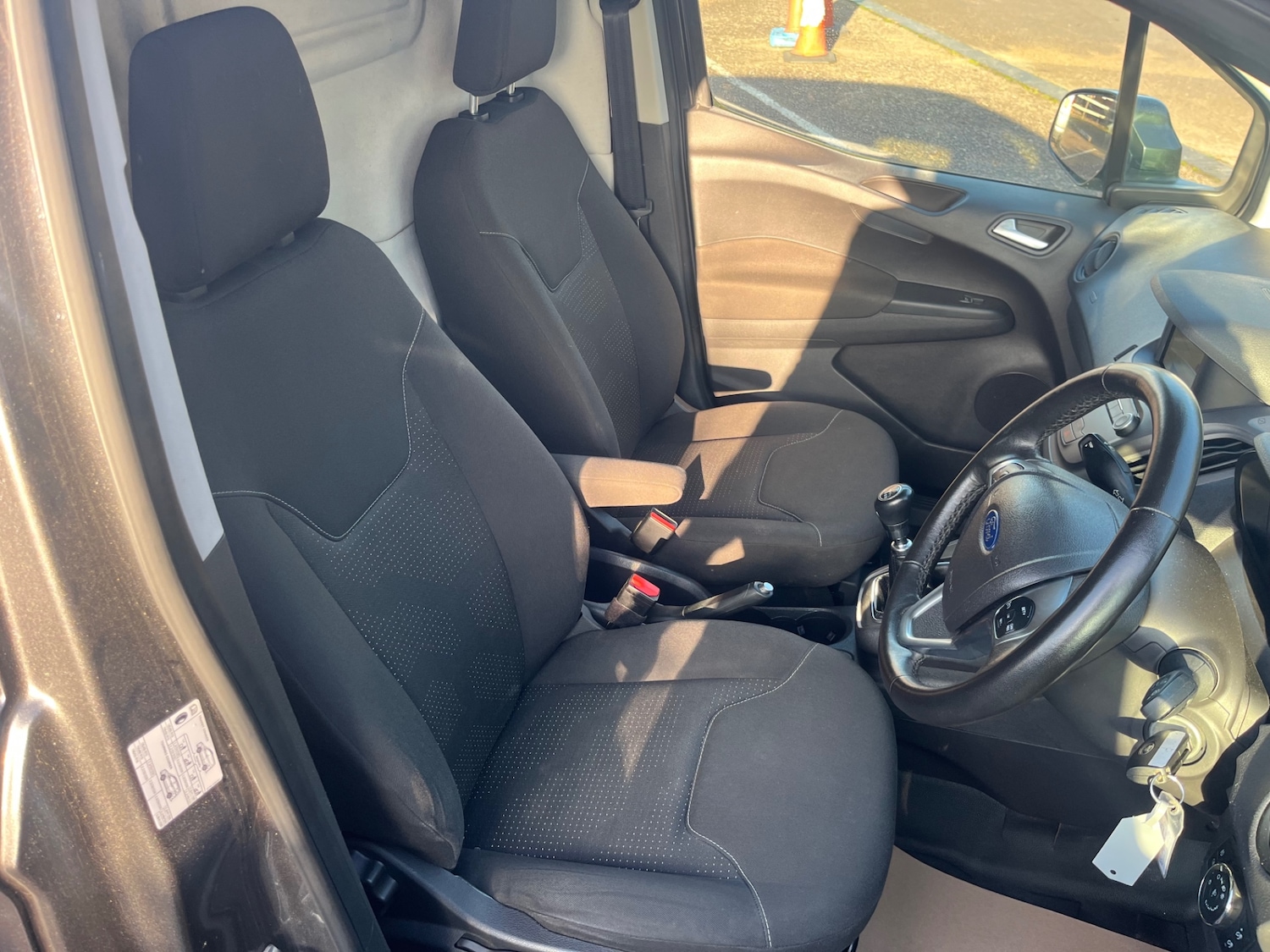 Used Ford Transit Courier 2020 for sale - 76650909: Photo 7