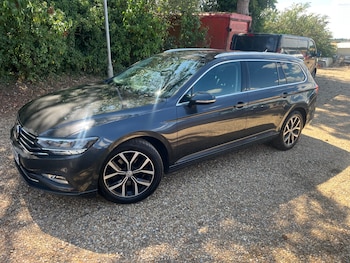 Used Volkswagen Passat 2020 for sale - 79382072: Photo