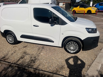 Used Citroen Berlingo 2021 for sale - 76047586: Photo