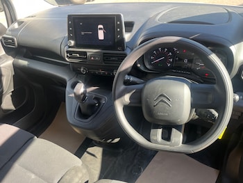 Used Citroen Berlingo 2021 for sale - 76047586: Photo