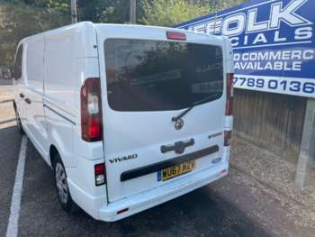 Used Vauxhall Vivaro 2017 for sale - 72330931: Photo