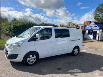 2016 (66) - 2.0 TDCi 130ps Low Roof D/Cab Limited. NO VATVan