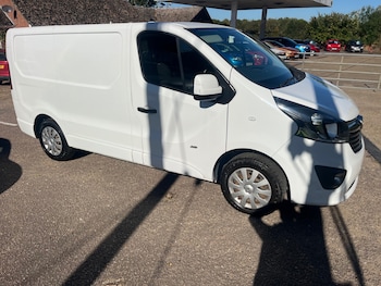 Used Vauxhall Vivaro 2017 for sale - 76181837: Photo