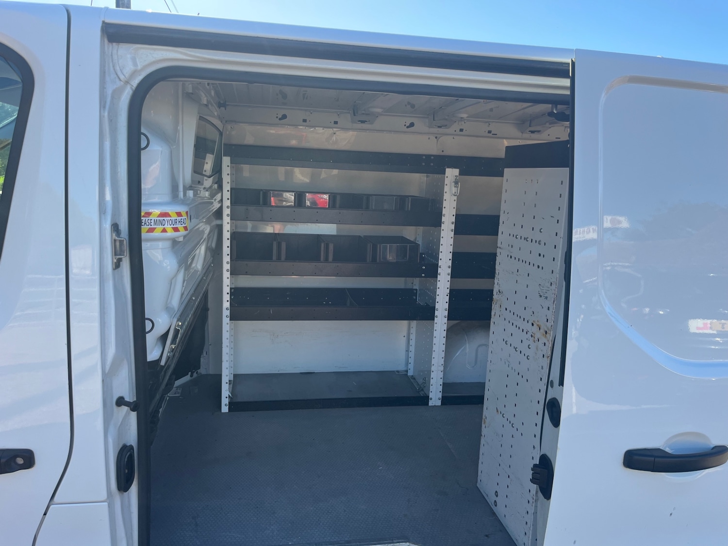 Used Vauxhall Vivaro 2017 for sale - 76181837: Photo 9