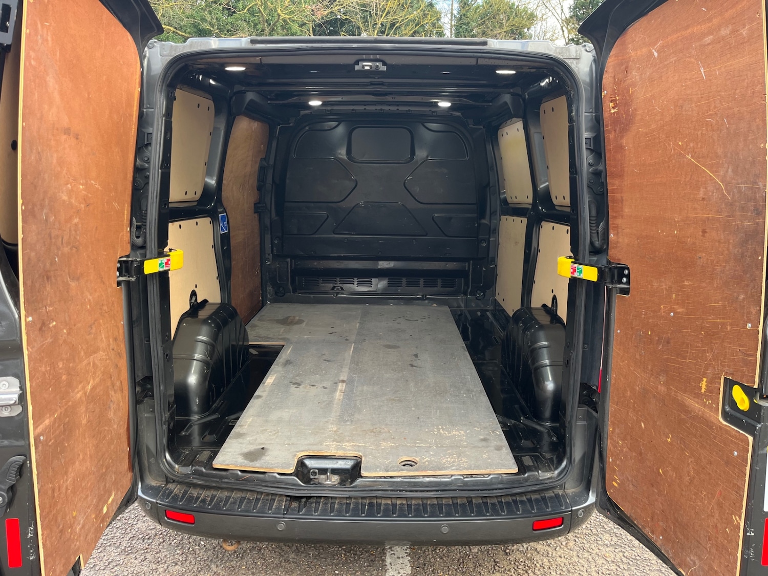 Used Ford Transit Custom 2018 for sale - 77261209: Photo 10