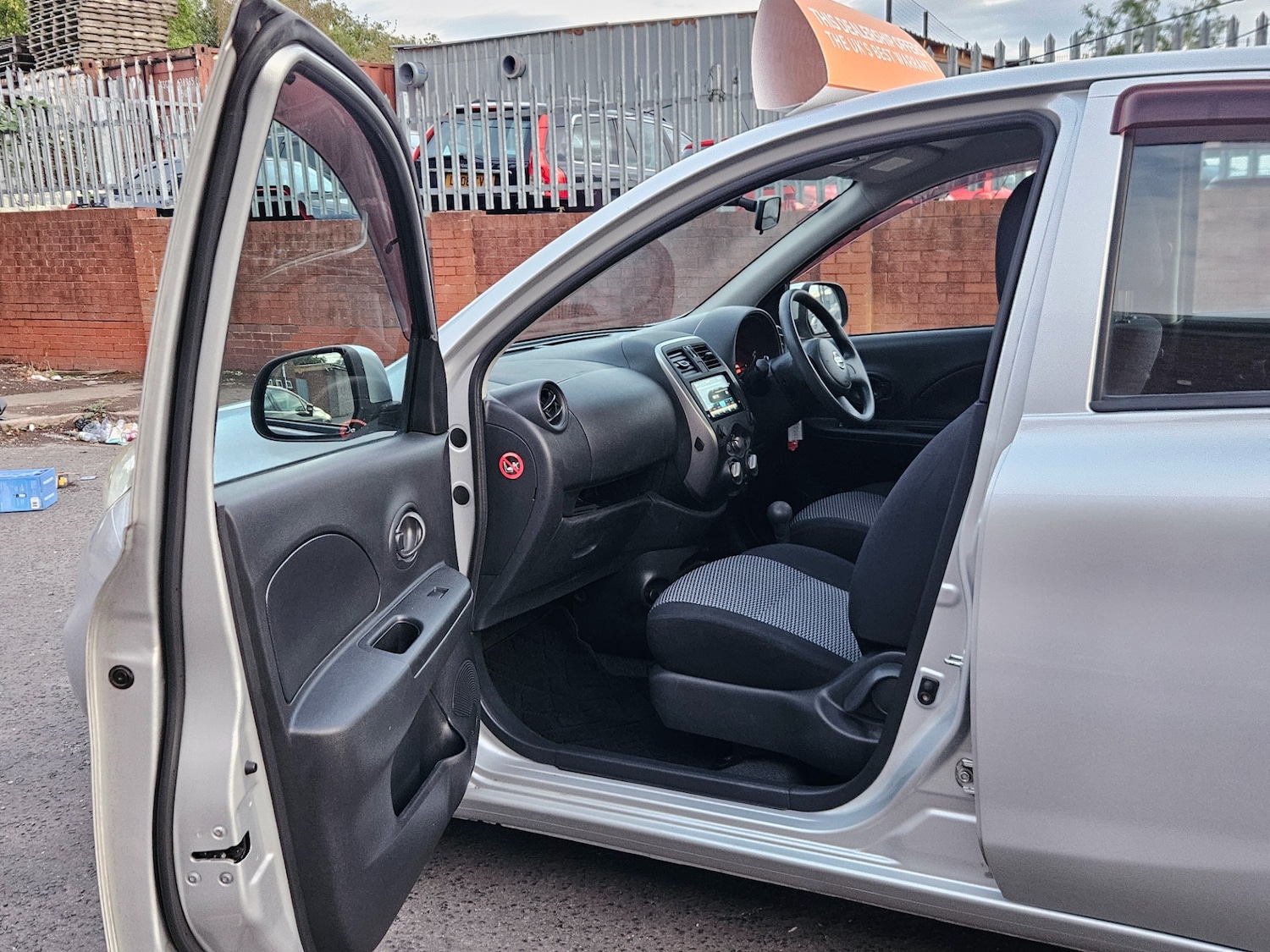 Used Nissan Micra 2015 for sale - 76182726: Photo 8