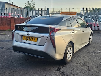 Used Toyota Prius 2018 for sale - 75866436: Photo
