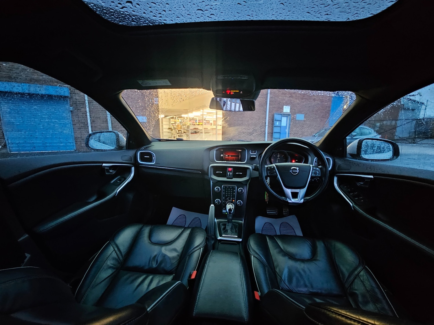 Used Volvo V40 2018 for sale - 77906880: Photo 20