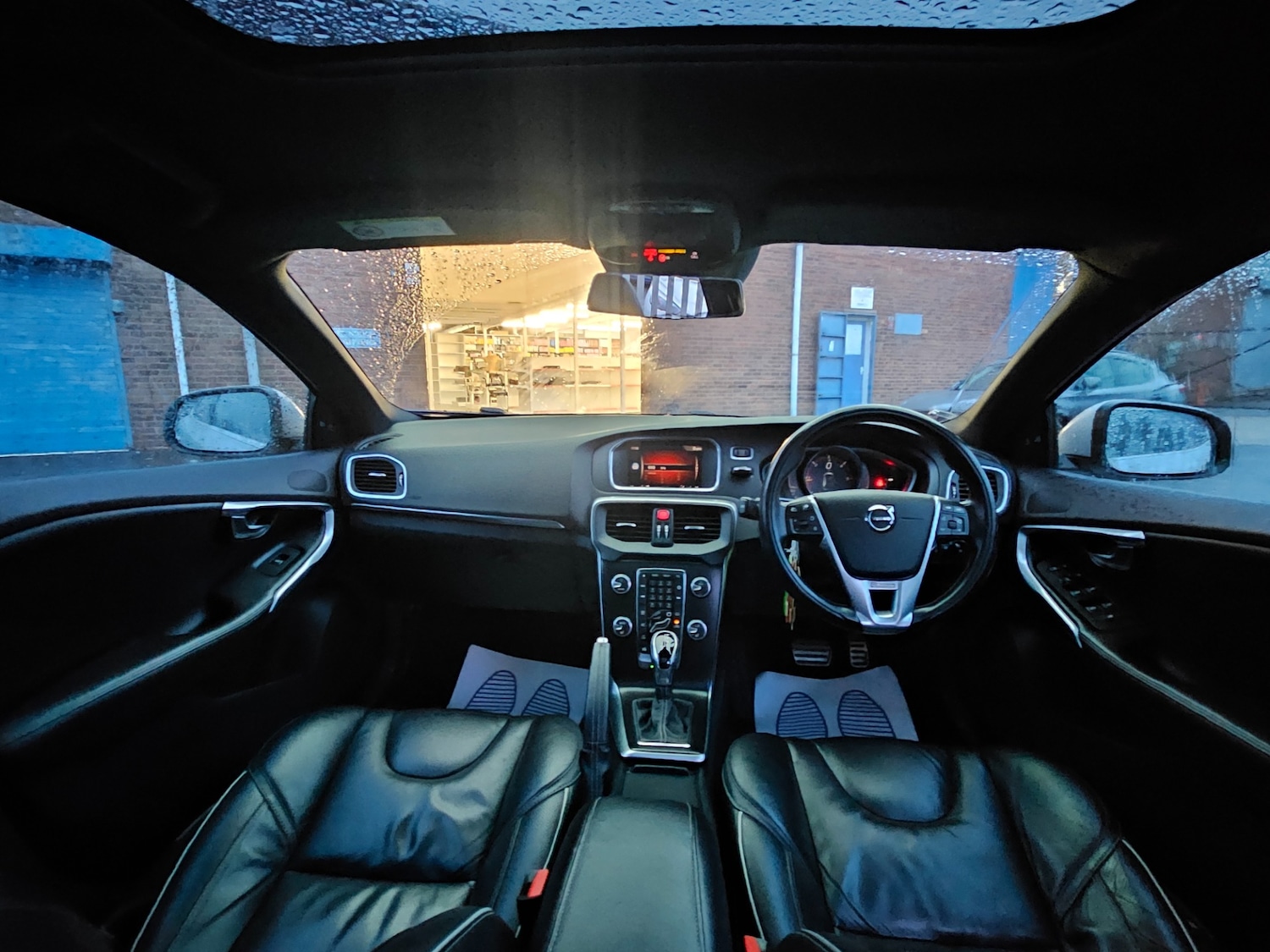 Used Volvo V40 2018 for sale - 77906880: Photo 23