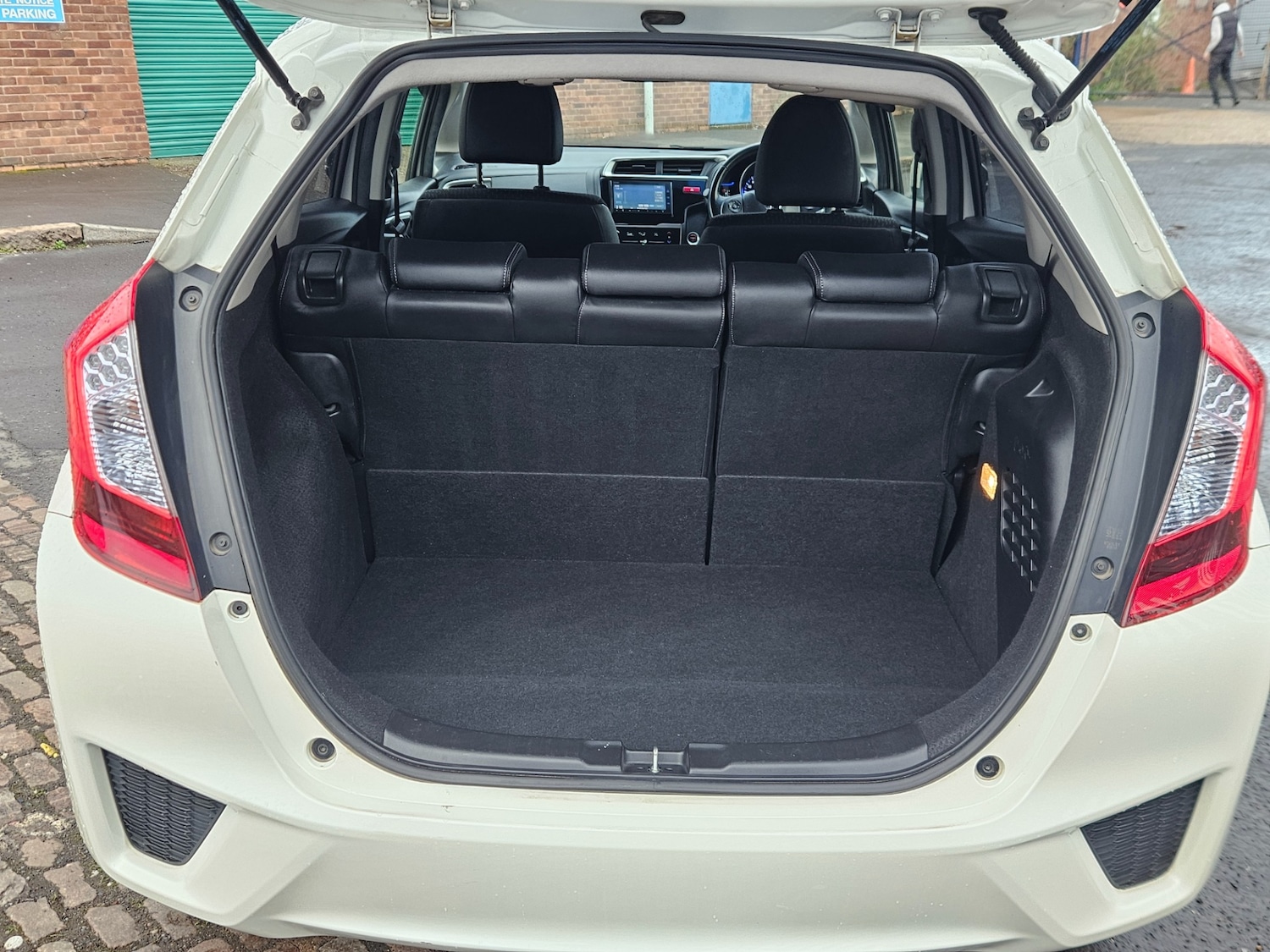 Used Honda Jazz 2013 for sale - 77906821: Photo 13