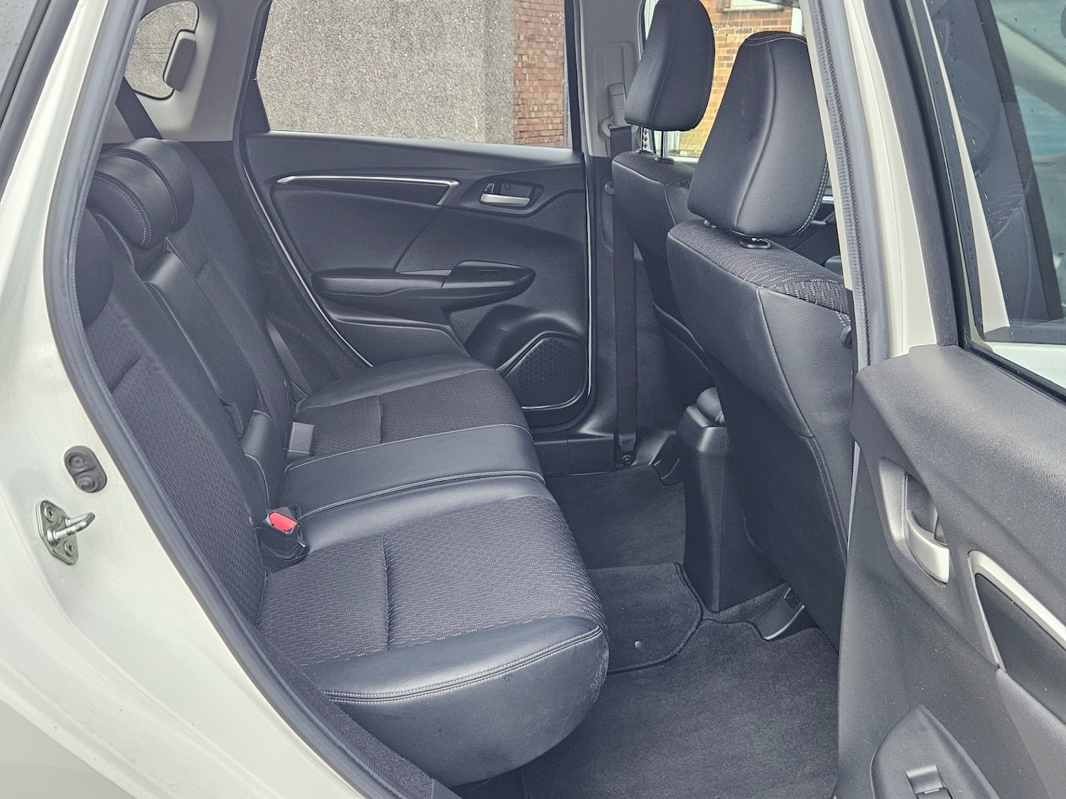 Used Honda Jazz 2013 for sale - 77906821: Photo 15