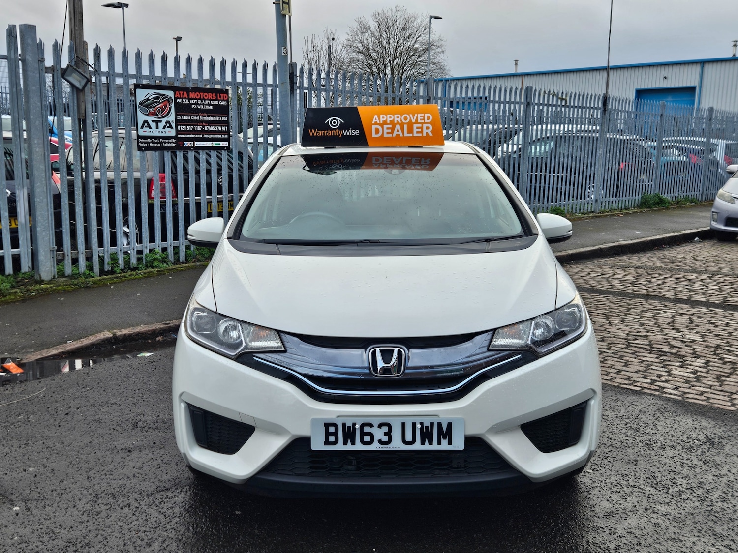 Used Honda Jazz 2013 for sale - 77906821: Photo 2