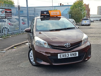 2013 - 1.0 VVT-i TR 5dr