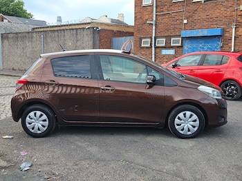 Used Toyota Yaris 2013 for sale - 75866425: Photo