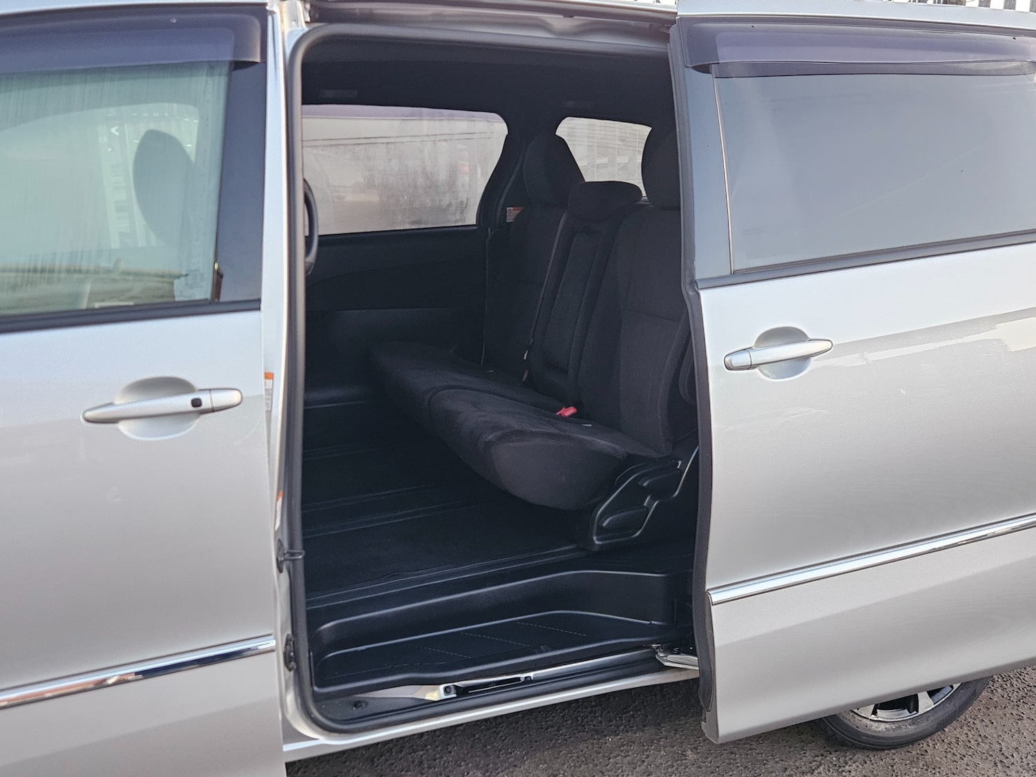 Used Toyota Estima 2025 for sale - 77080958: Photo 11