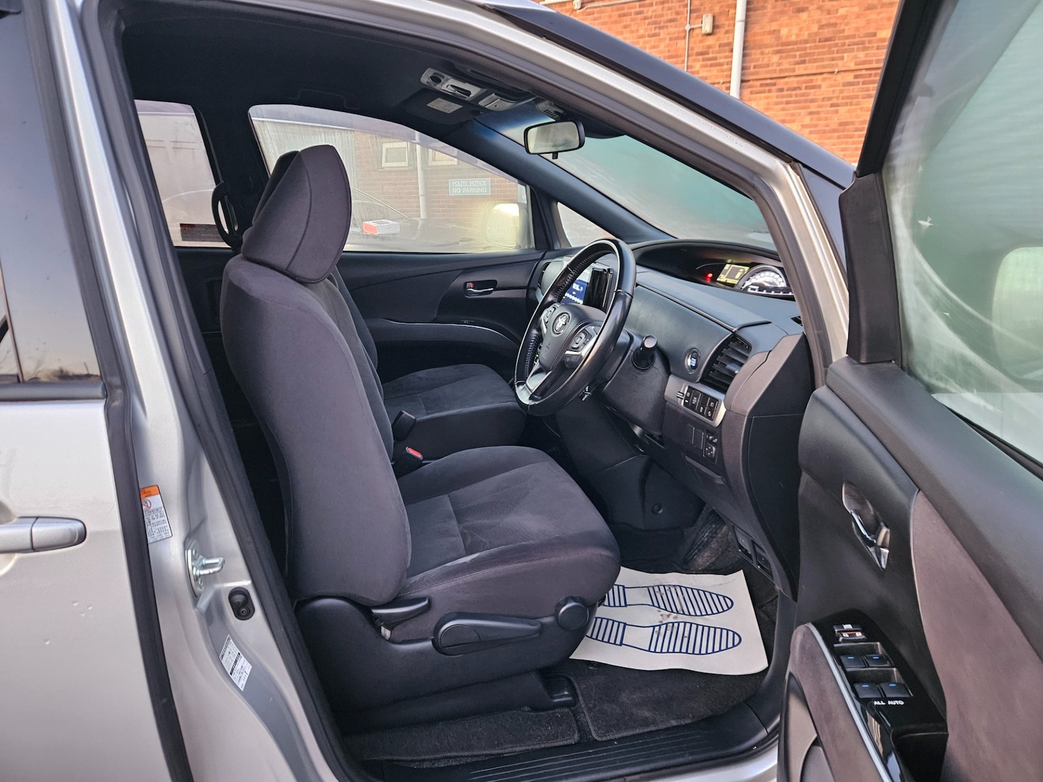 Used Toyota Estima 2025 for sale - 77080958: Photo 20