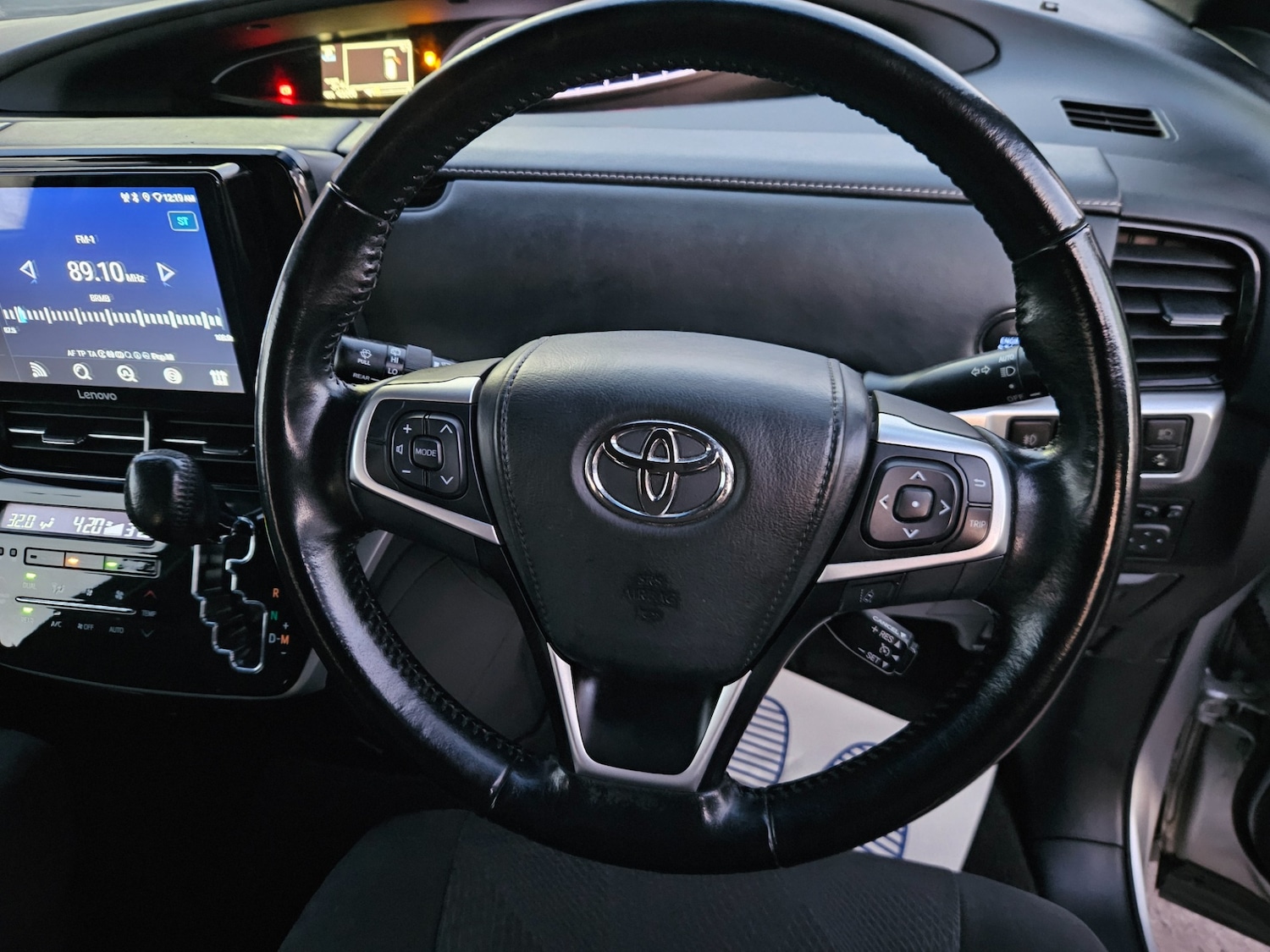 Used Toyota Estima 2025 for sale - 77080958: Photo 24