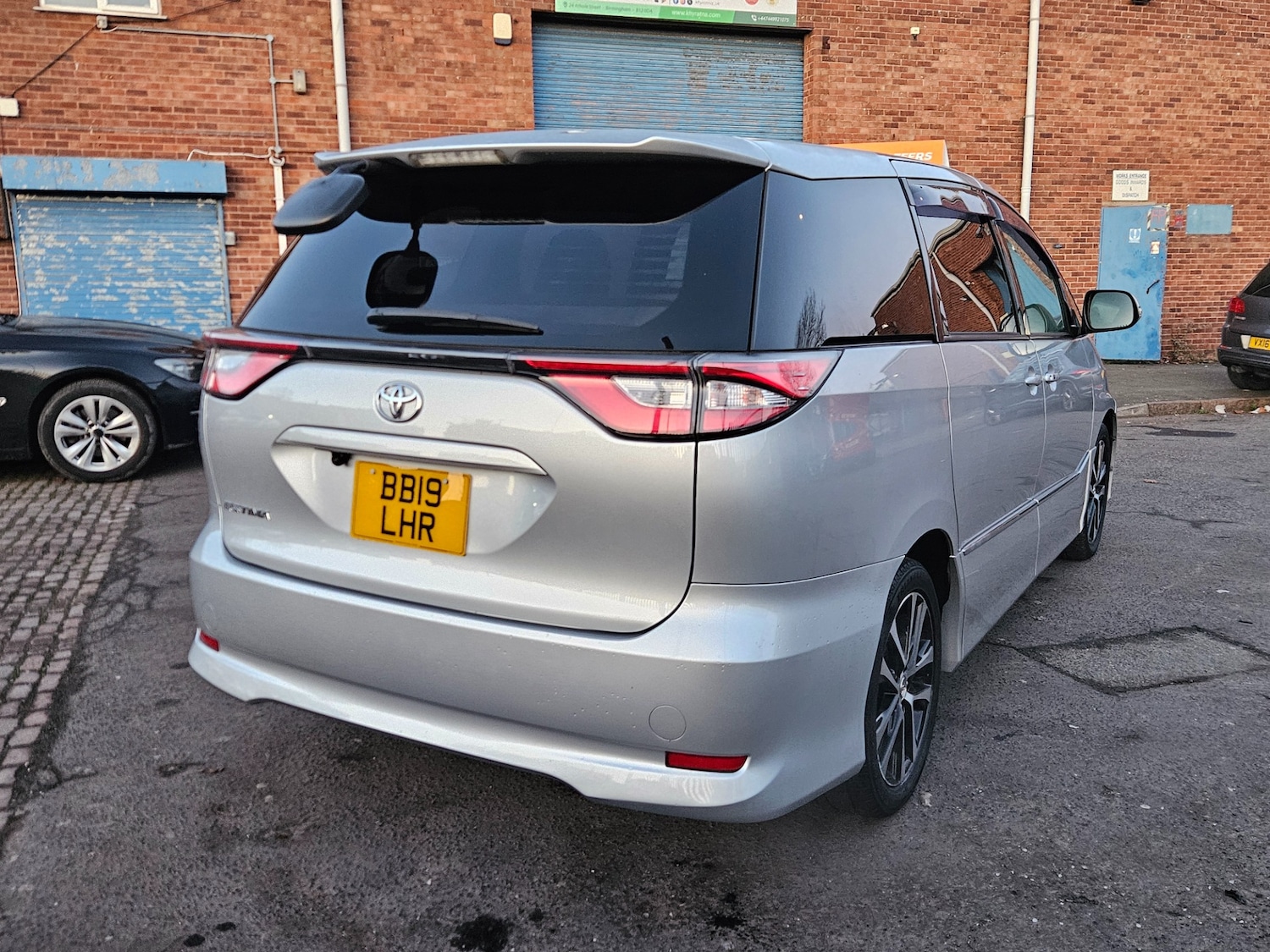 Used Toyota Estima 2025 for sale - 77080958: Photo 5