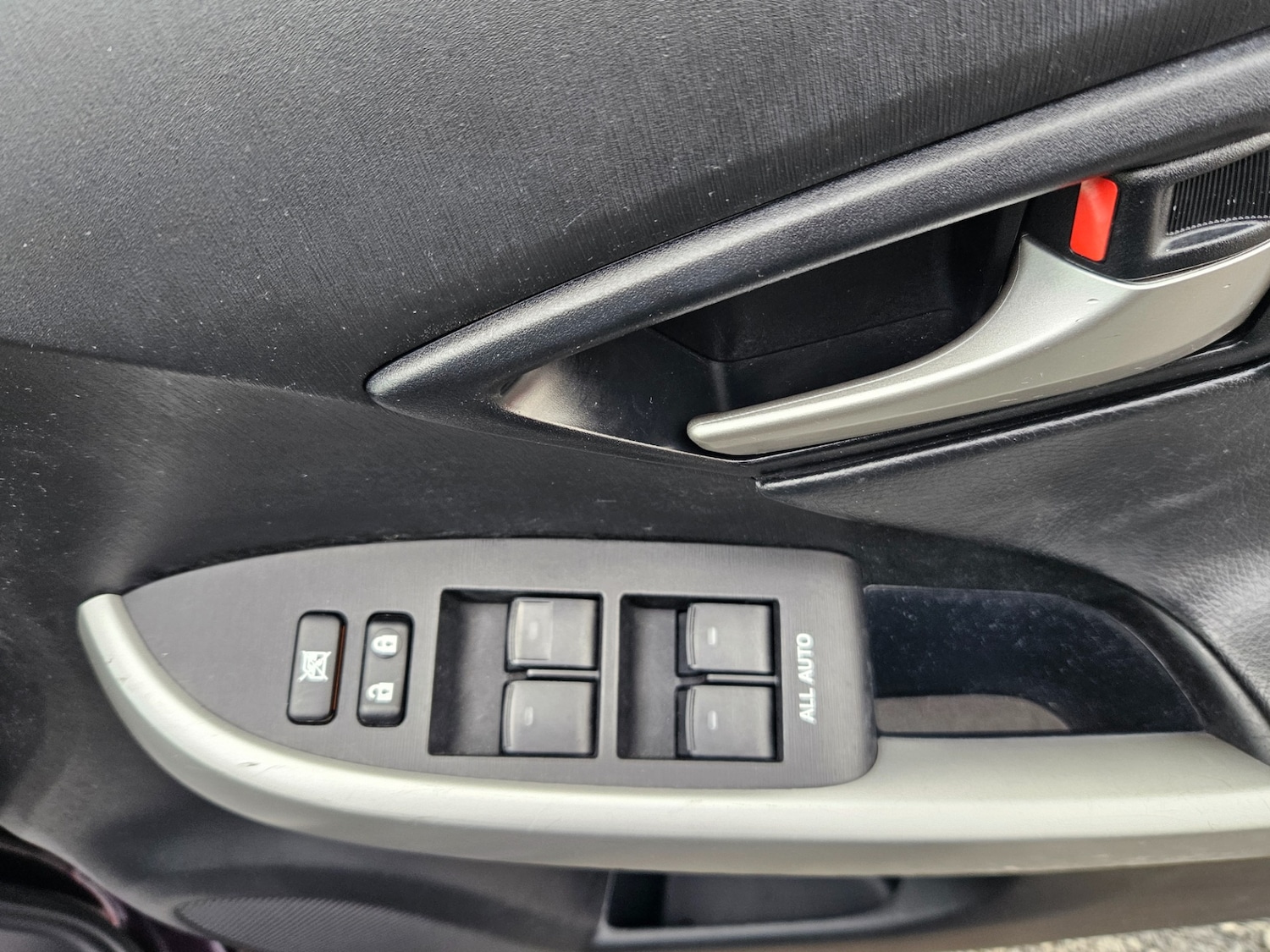 Used Toyota Prius 2025 for sale - 76663688: Photo 17